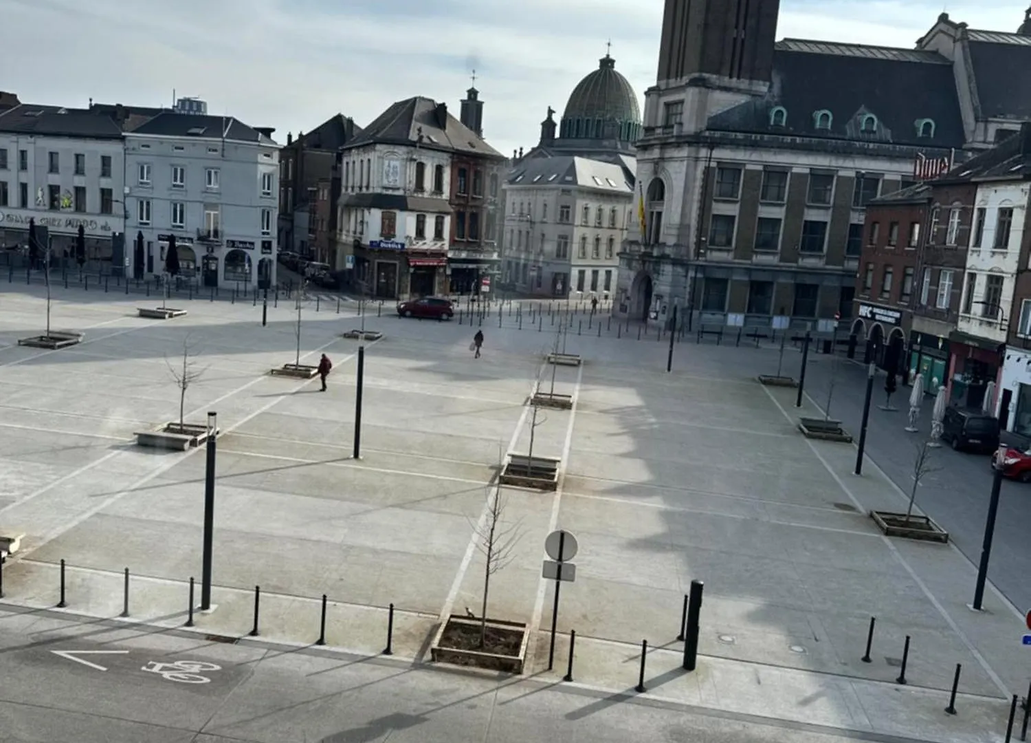 Apartment Grand Duplex Avec 2 Chambres Charleroi